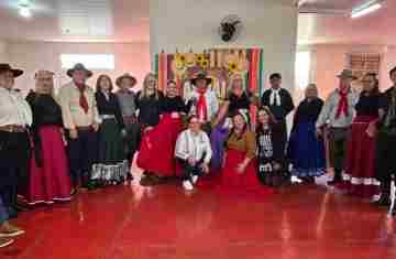 Campo Bonito - Vida Ativa celebra Festa Junina em ação promovida pela Assistência Social